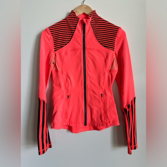 Lululemon Athletica Forme Jacket Classic Stripe Light Flare size 4 - Picture 3 of 8